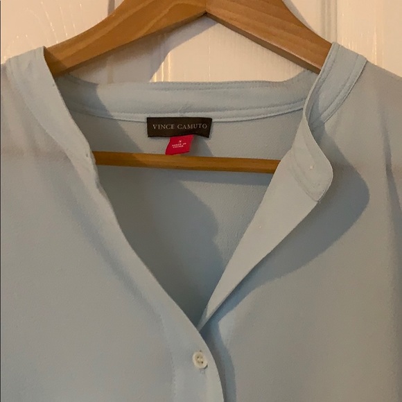 Vince Camuto Top - Picture 2 of 6